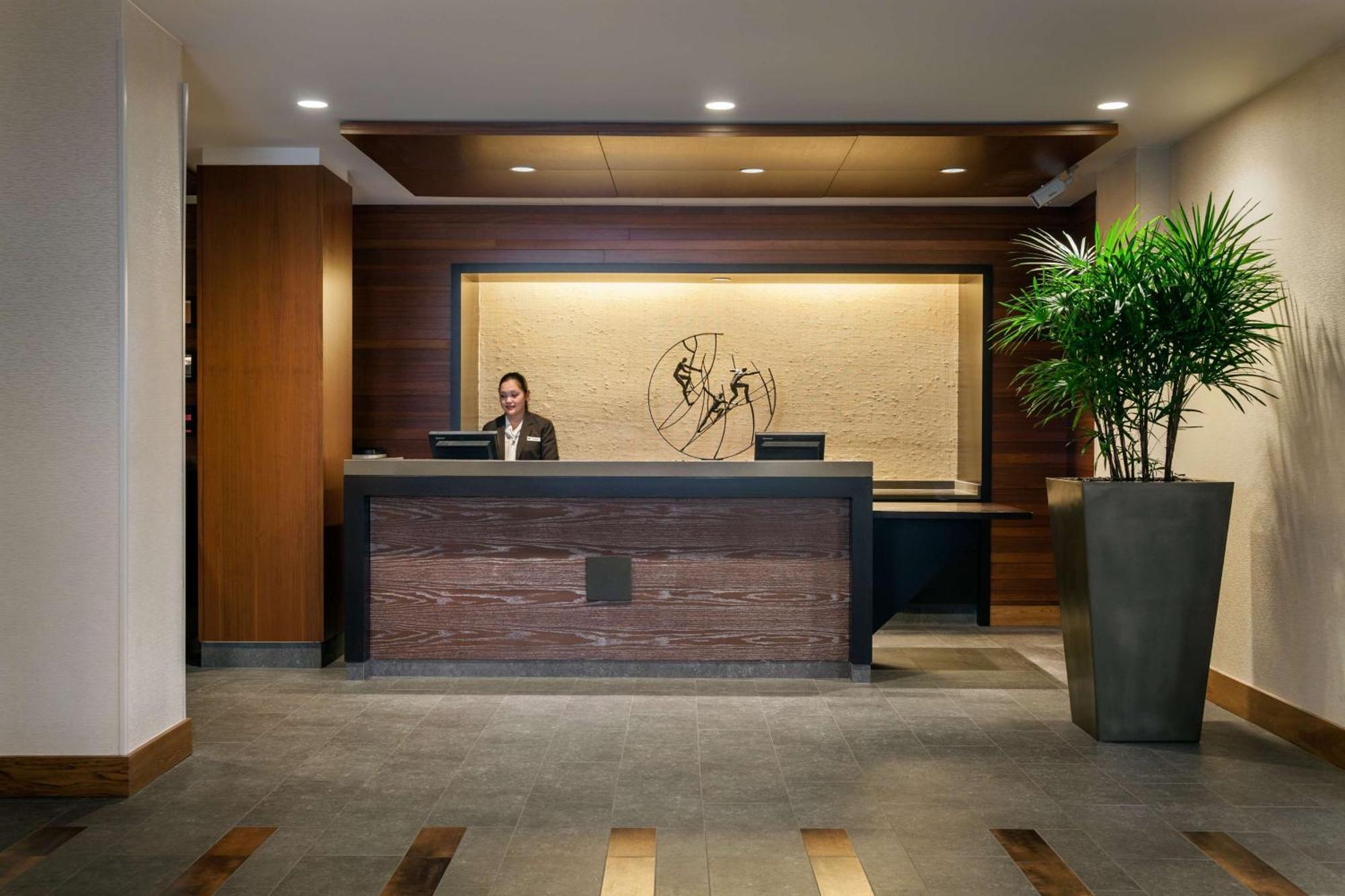 Hotel Doubletree By Hilton San Francisco Airport à Burlingame Extérieur photo